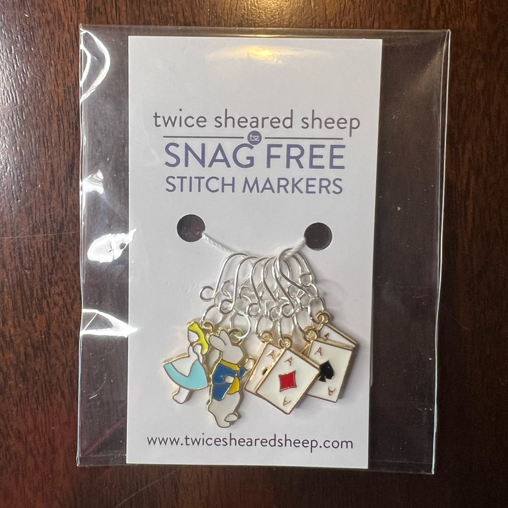 Alice in Wonderland Stitch Markers Medium US 8 Knitting Needle or H Crochet Hook - Picture 2 of 2